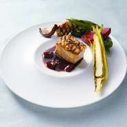 （ランチコース）
・Le Soleil／ル ソレイユコース　　5,500円（税込）
・Le Ciel Bleu／ ル シエルブルーコース　8,500円（税込）