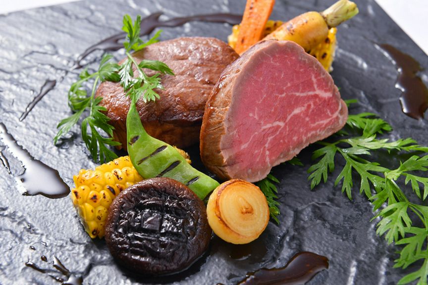 夜景を見ながらデートにおすすめ