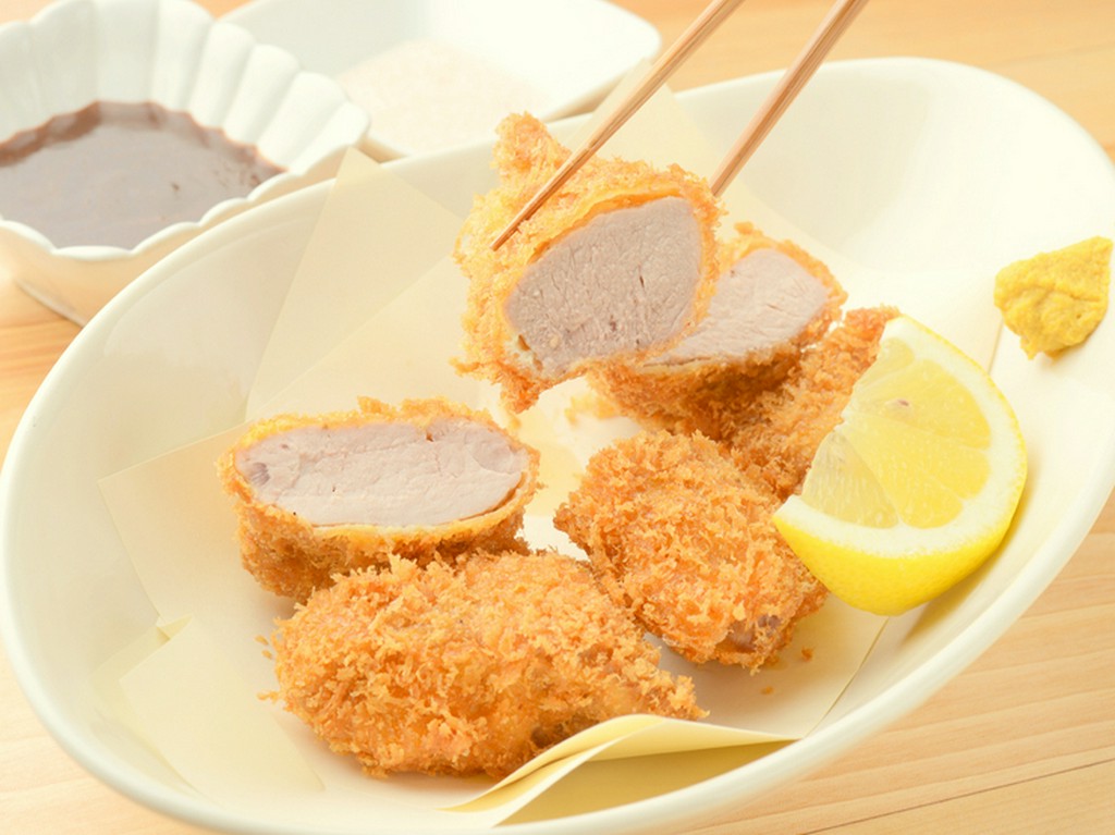やわらかさに感動、岩手県産高級銘柄豚使用『岩中豚のひれかつ』