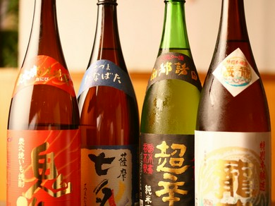 旬を大切にしたラインナップ、希少酒や限定酒で乾杯