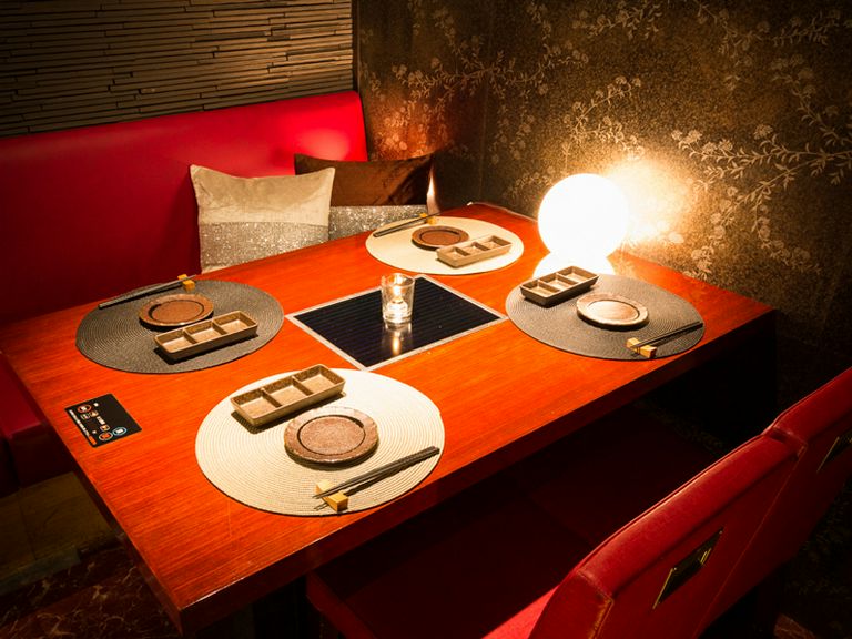 個室完備。落ち着いた雰囲気の大人の隠れ家。個室は2名様〜OK!