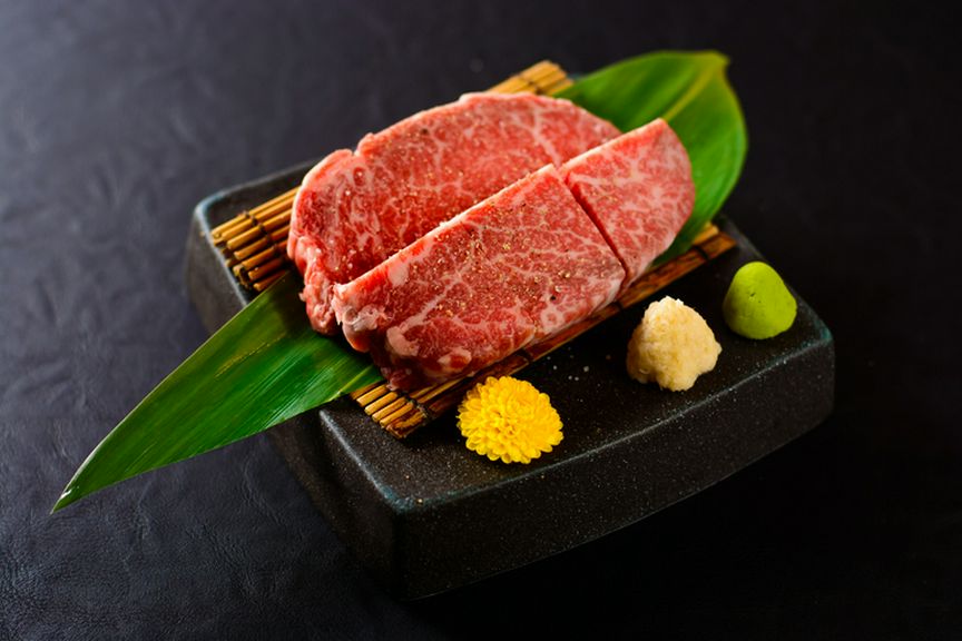 ヒレの中の極上部位『極上ヒレステーキ(シャトーブリアン)』