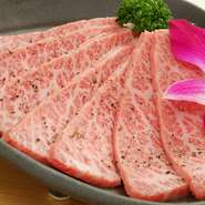 口の中でとろけカルビとして一番美味しい最高の霜降り肉