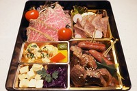 和牛サーロインステーキや和牛タンの味噌漬けなどワインにも最適な内容になっております。（前日迄にお電話でのご予約をおすすめいたしますが当日でも1時間程度でご用意可能です。）※写真はイメージです。