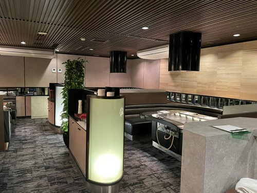 落ち着いた店内は大人の雰囲気