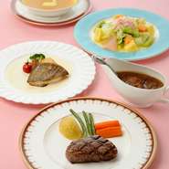 長い付き合いの仕入れ先から、その時々で一番いい食材を仕入れています。『舌平目のソテークリームソース』は、姫路中央卸売市場から仕入れた鮮魚の皮目をカリカリに焼いた人気メニューです。