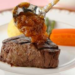 自家製醤油ベースの和風おろしソースが絶品『フィレステーキ』　