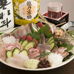 魚介類は全て「天然」を使用。とことんこだわっています！