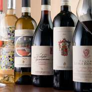 セラー管理をしているワインは200本以上。さらにイタリア産ワインを強化すべく種類を増やしています。熟成肉の芳醇な味わいや香りをより楽しめるような一本をセレクトします。