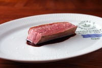 どこまでも優しく。出来ることならずっと焼いていたい『ビュルゴー家シャラン鴨』