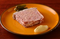 ワイン→パテ→ワイン…を永遠に続けたくなる『田舎風お肉のパテ』