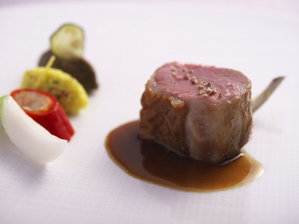 『アイスランド産子羊のロティール』