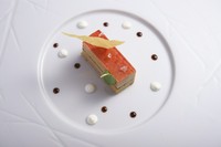 サービス料込の価格です。