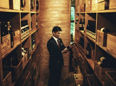 ワインと合わせるペアリングコースには、地酒も登場