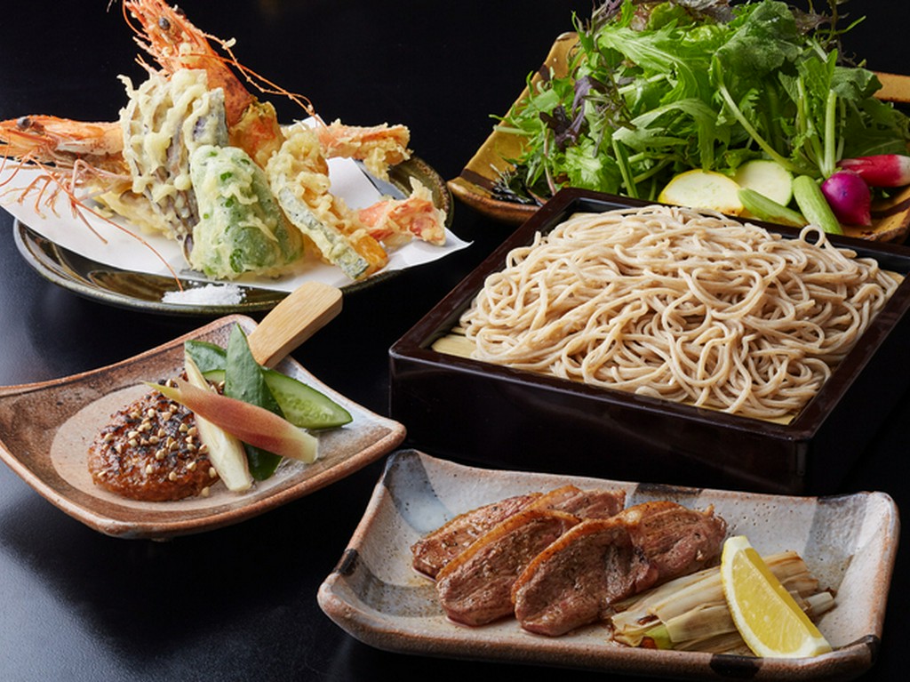 信州でとれる豊富な食材を絶品の味わいに