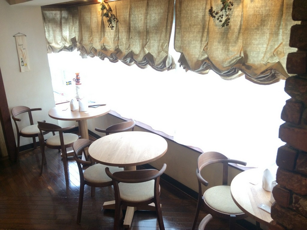 お一人でゆっくりお食事やお酒を楽しみたいときにも