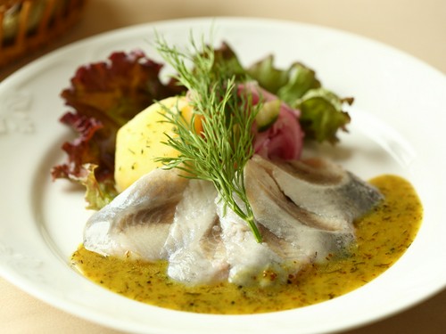 『ノルウェー産にしんのマリネ、自家製マスタードソース』