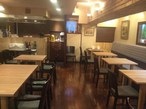 落ち着きのある内観