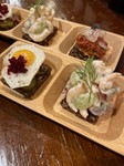 平日だからこそ時間に追われずゆったりと食事をお楽しみください♪人気の鹿肉のローストも選べます。