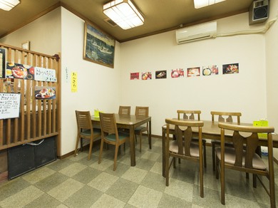 明るく活気がある雰囲気の中で記憶に残る味に出会えます