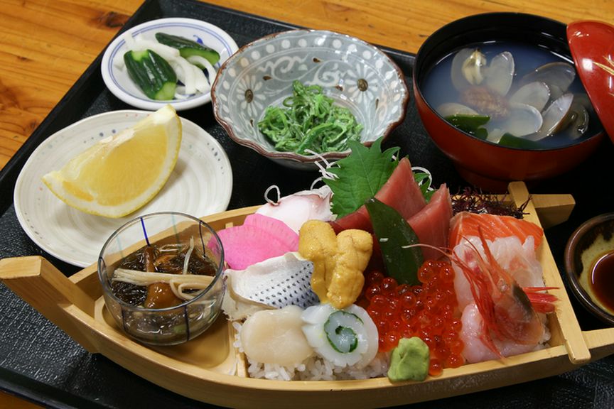 素材が本来持っている良さを活かした『浜っ子丼』