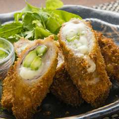 旬の新鮮な食材をサクッと揚げた『本日の揚げ物（コースより）』