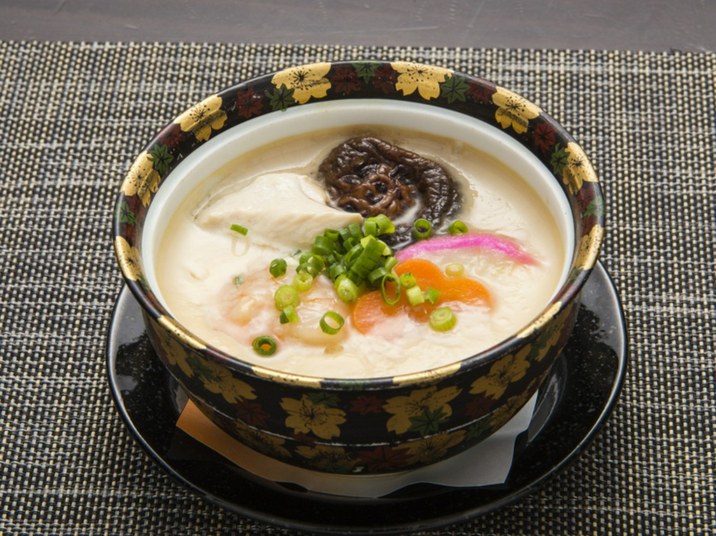 食べごたえ抜群。みんなでシェアして楽しみたい『大　茶わんむし』