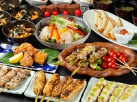 メインは当店自慢の銘柄鶏「香鶏」の串焼き♪たっぷりと5種盛りで心ゆくまで堪能していただけます。