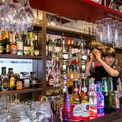お酒の種類も充実。料理にあわせたお気に入りの一杯を見つけて