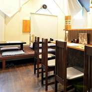 日本の旬を味わえる極上の創作和食と名酒の数々が、豊かな時間を演出します。おすすめの逸品は毎日変わるお品書きに。大切な接待や会食、じっくり美味を楽しみたい日にぜひ利用したくなります。