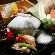 早いものでもう12月！
今年は『コロナ感染』で大変な一年でした！！
密にならないよう”忘年会”！
三重県は飲食店での感染対策は守られてます！！