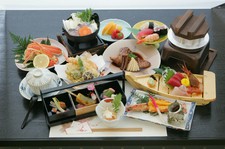送迎バスがご利用出来るプラン。行事に応じた料理