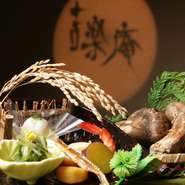 お客様指定のオリジナル会席。産地直送の素材を使った会席料理を満喫