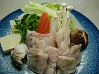 冬の定番、ふぐ会席。ふぐ料理の他、前菜などが付き満足いくコース会席
