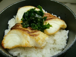 三重県産『鯛』『あおさのり』を使った　釜御飯膳