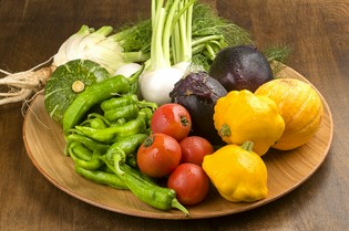 生産者の方々が真面目につくった「有機、減農薬の新鮮野菜」