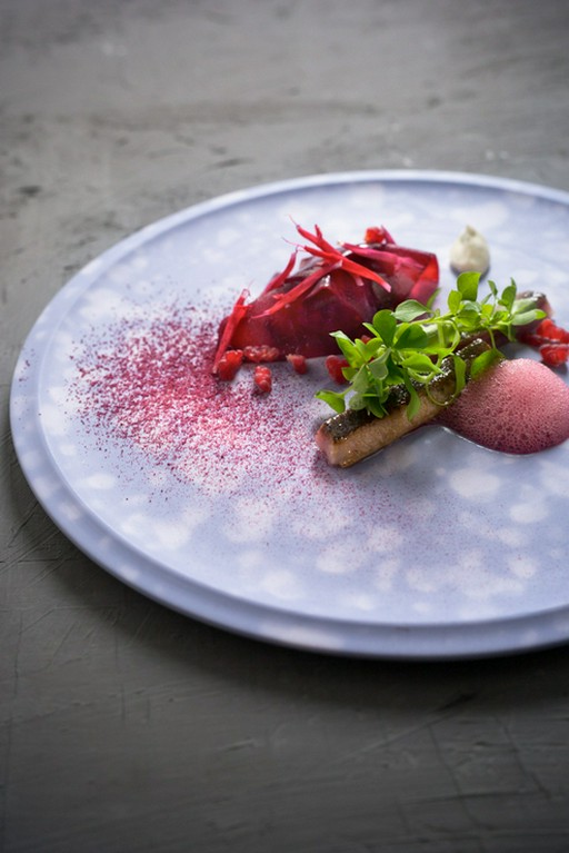 日本人にしか作ることのできないフランス料理を目指しています