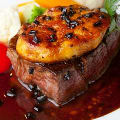 創業以来のお肉屋さんから仕入れる和牛など、すべてにこだわりが
