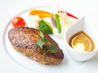 創業以来変わらぬ味で愛されています『自家製和牛ハンバーグ　～オリジナルソース～』