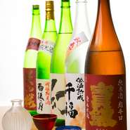 「兵庫」、「京都」と並んで日本三大酒処の一つとも言われている「広島」のものを中心に充実したラインナップのお酒がご用意されています。豊富な種類の中から、自分のお気に入りの銘柄を探すのも楽しみの一つです。
