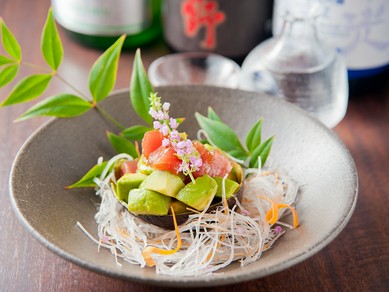 何度来店しても新鮮な感動を味わえる現代和食