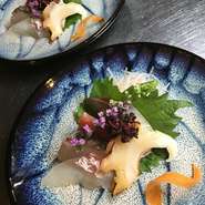 ＜一例＞
◆季節の前菜
◆お造り
◆椀物
◆揚げ物
◆魚煮付け
◆お肉料理
◆御飯
◆汁物
◆香の物
◆デザート
※4名様以上で、前日迄に要予約。
※内容、ご予算、お時間などは電話予約時にご相談ください。