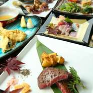 ※前日までに要予約
※画像はイメージです。
※仕入れや季節により品数、内容が変動いたします。
※飲み放題は、コースと併用してご利用ください。
※税別表記となります。