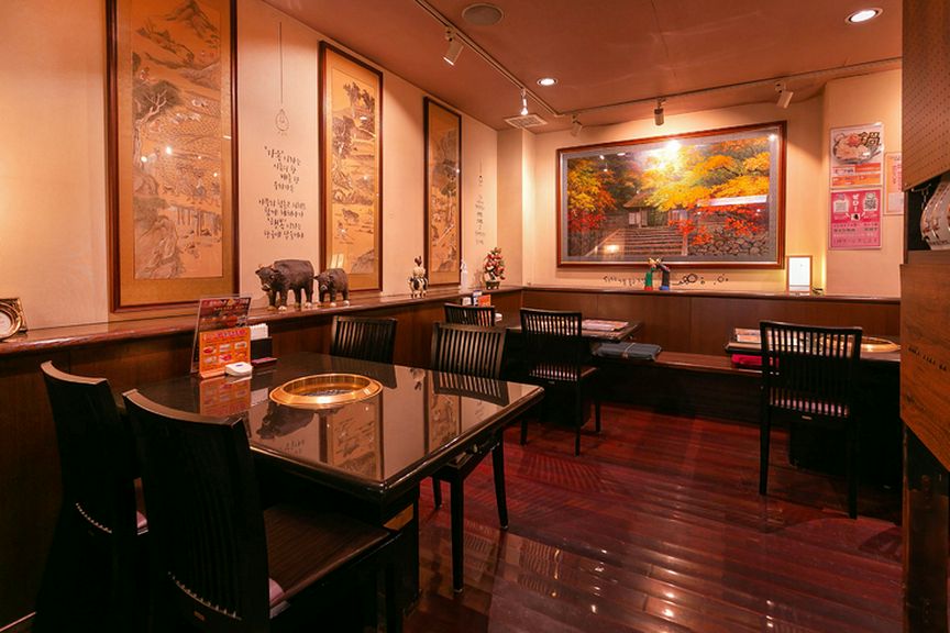 快適なスペースで至福の焼肉を満喫