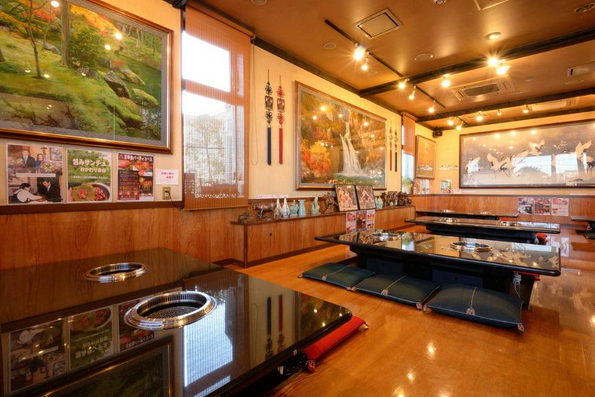 シチュエーションを選ばず使い勝手の良い店です