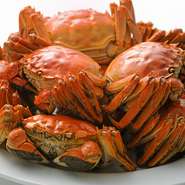 紹興酒漬け￥4000/姿蒸しメス￥4000 オス￥5000
(姿蒸しは身をほぐしてご用意致します）