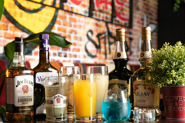 BACARDI BARライト&BACARDIプレート看板 （希少 非売品
