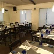 料理全８品を大皿でご提供いたします。３名様から、120分フリードリンクを付けて
お1人様税込5000円とお得なセットプランをご用意。
◎最大24名様まで着席可能。
