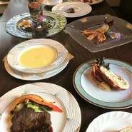 記念日利用の方にサプライズサービスの対応もさせていただいております。ご予約時にぜひご相談ください。