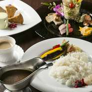 野菜は、オーナーの自家農園で有機栽培しているものを使用。ライムや玉ねぎ、バジルは、風味が格別です。ランチには、ドルチェをセットすることも可能。